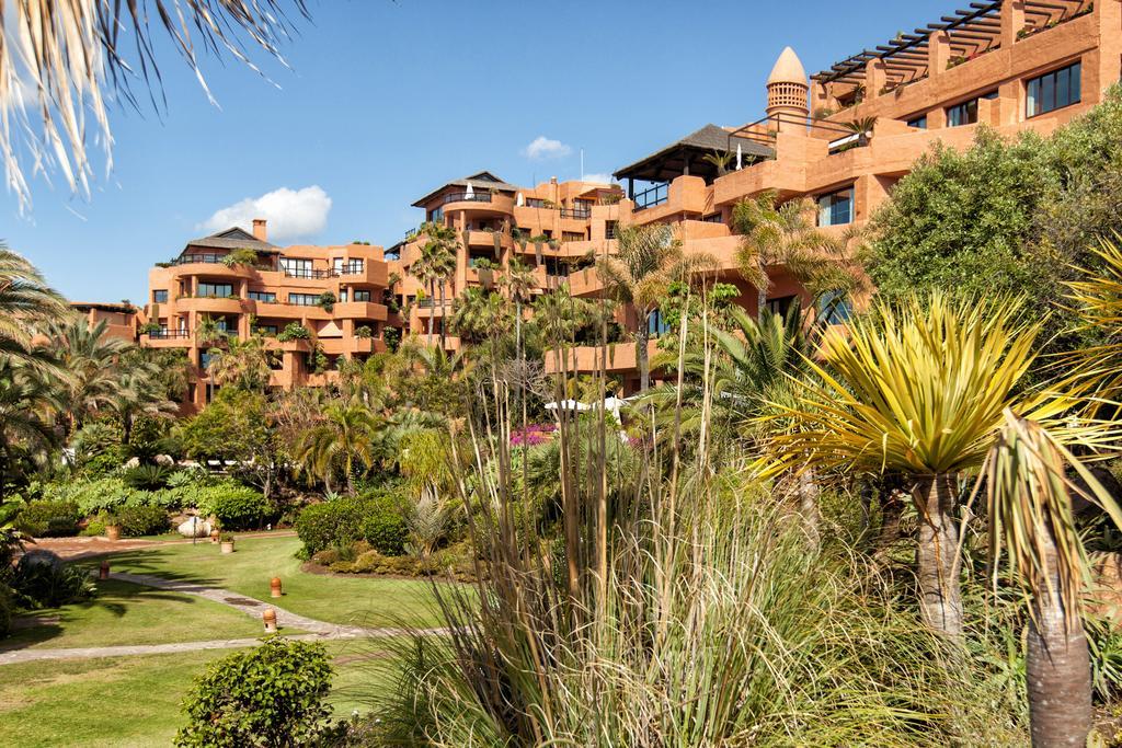 Bahia Beach Apartments Естепона Екстериор снимка
