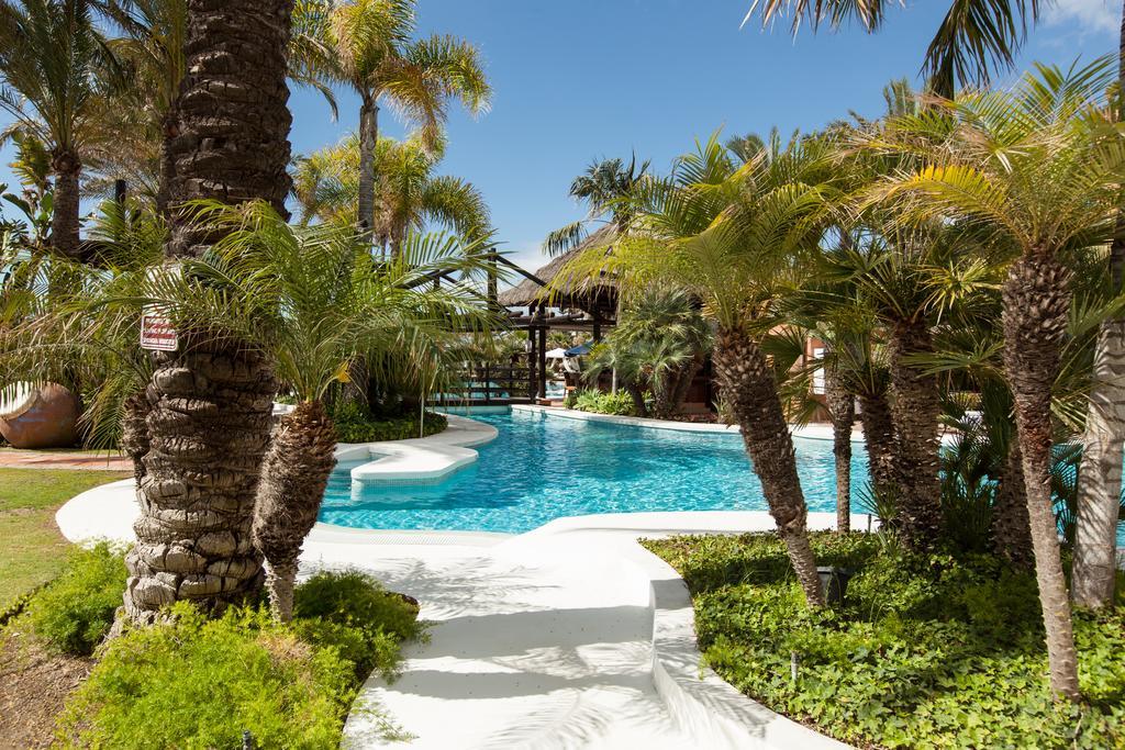 Bahia Beach Apartments Естепона Екстериор снимка