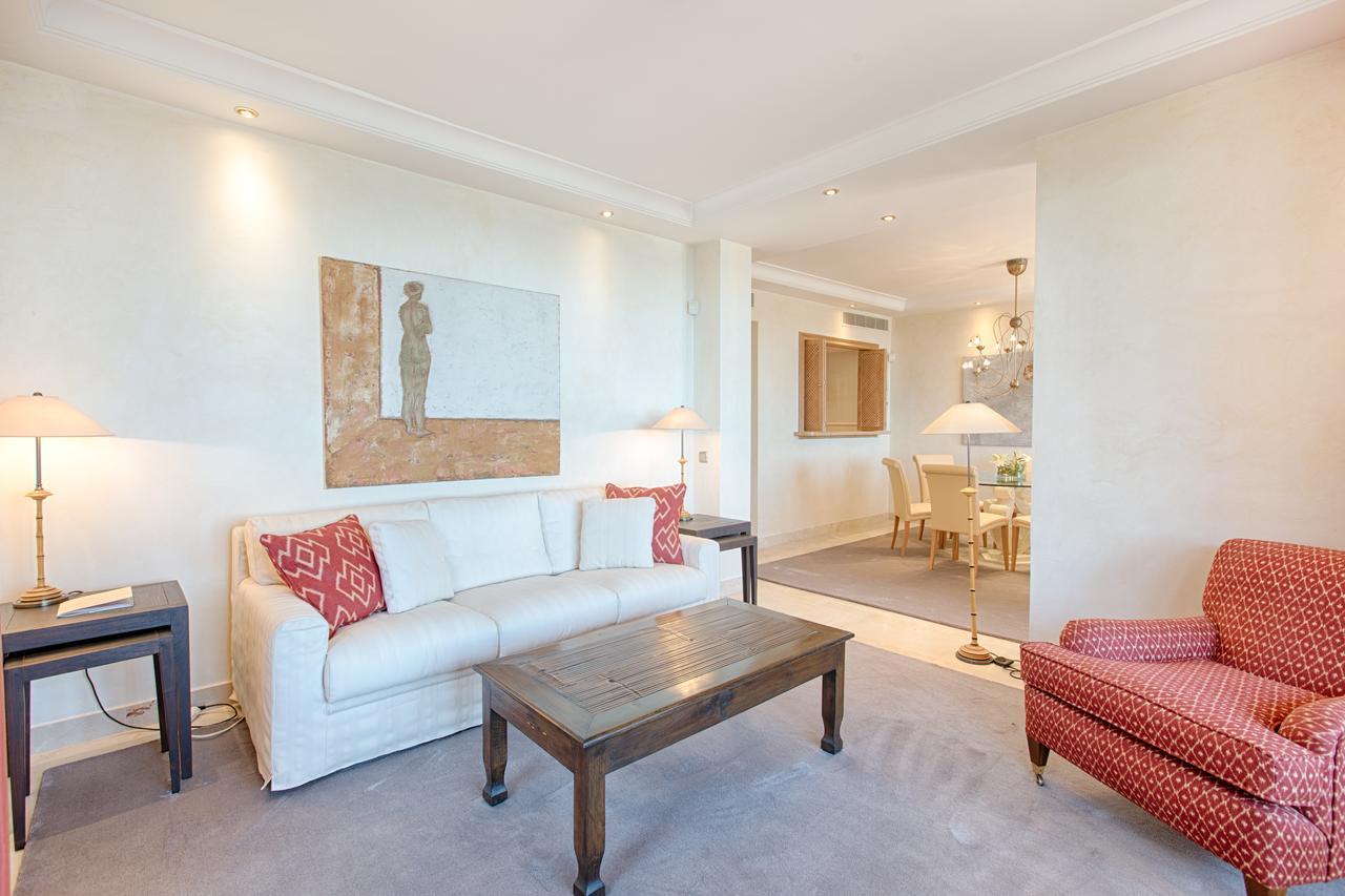 Bahia Beach Apartments Естепона Екстериор снимка