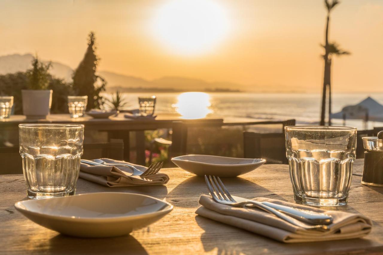 Bahia Beach Apartments Естепона Екстериор снимка