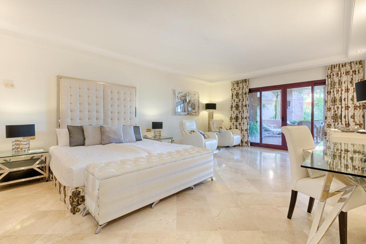 Bahia Beach Apartments Естепона Екстериор снимка
